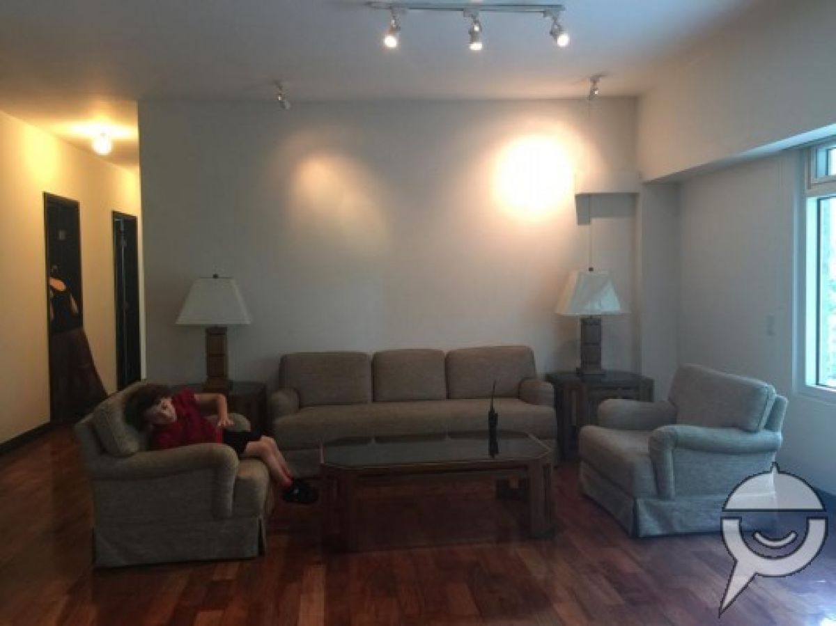 For lease 3 bedrooms at one serendra07