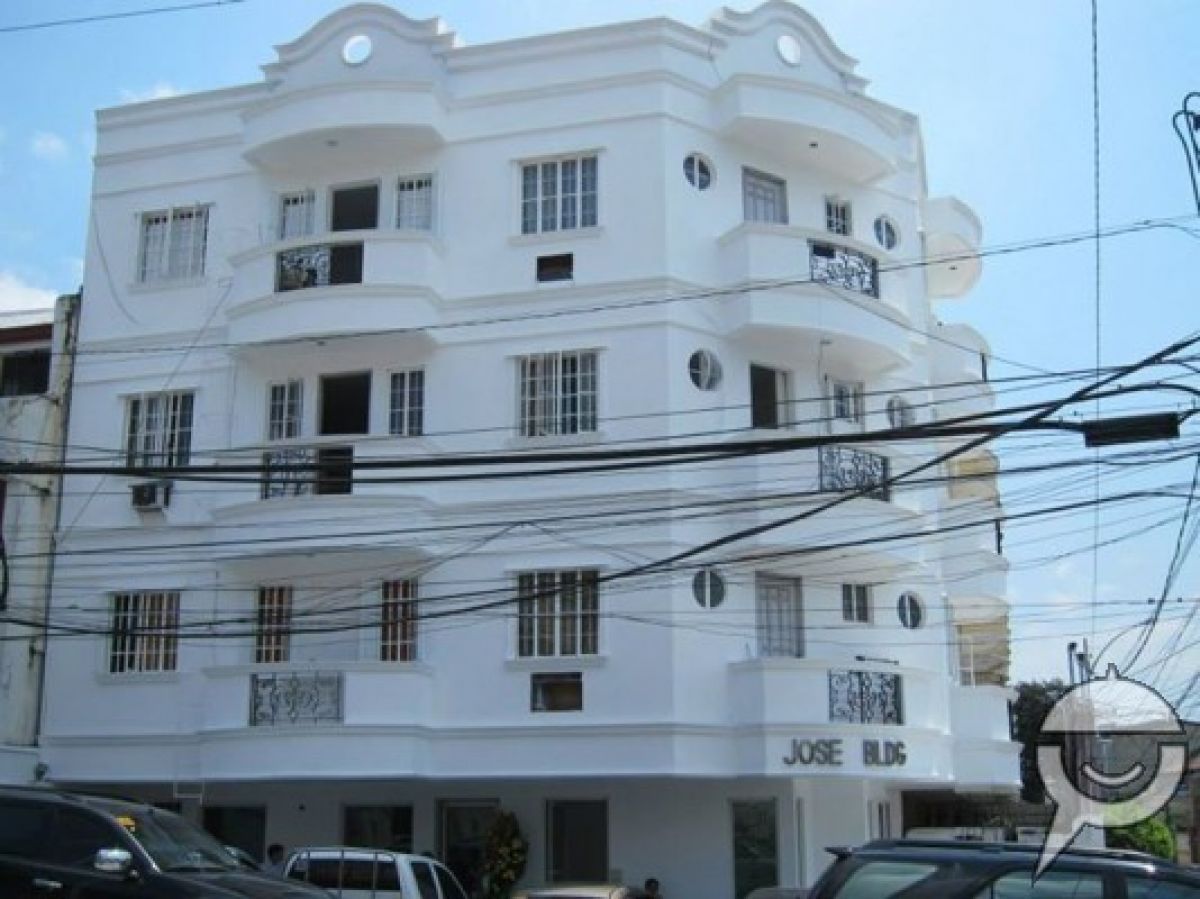 Studio Unit Bare in Jose Bldg Kamuning06
