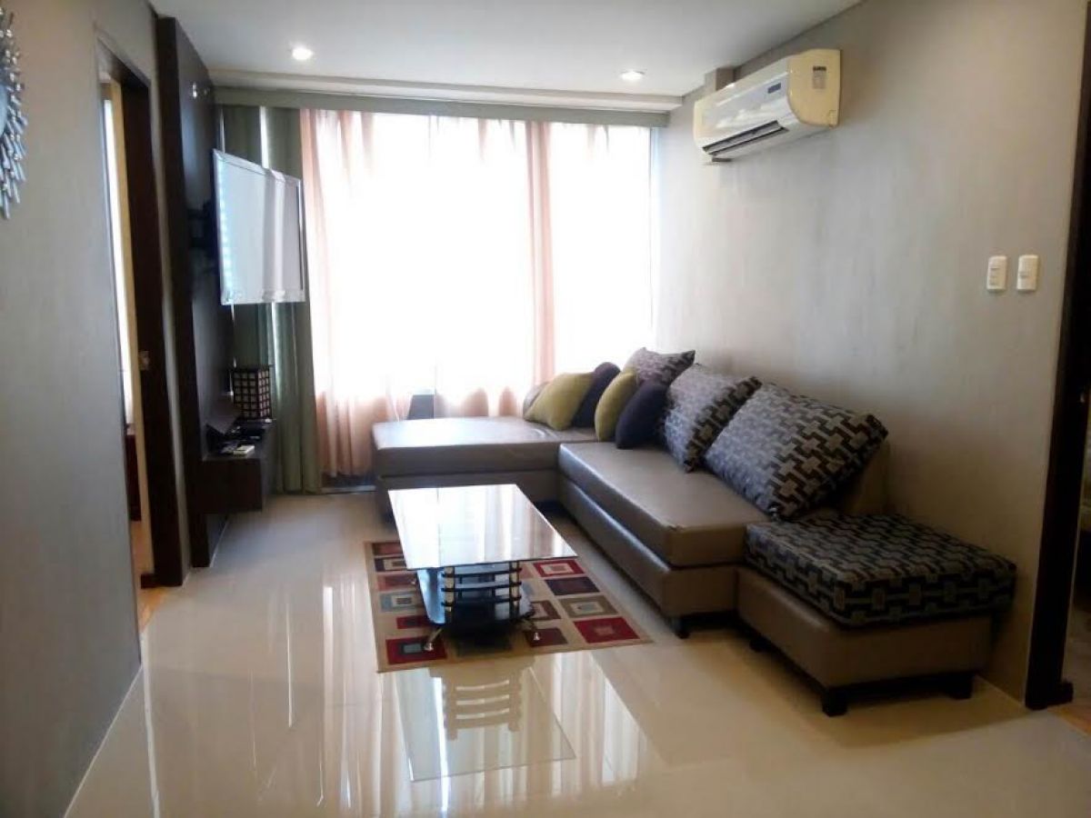 Seibu Tower Condo in BGC for Rent 2BR05