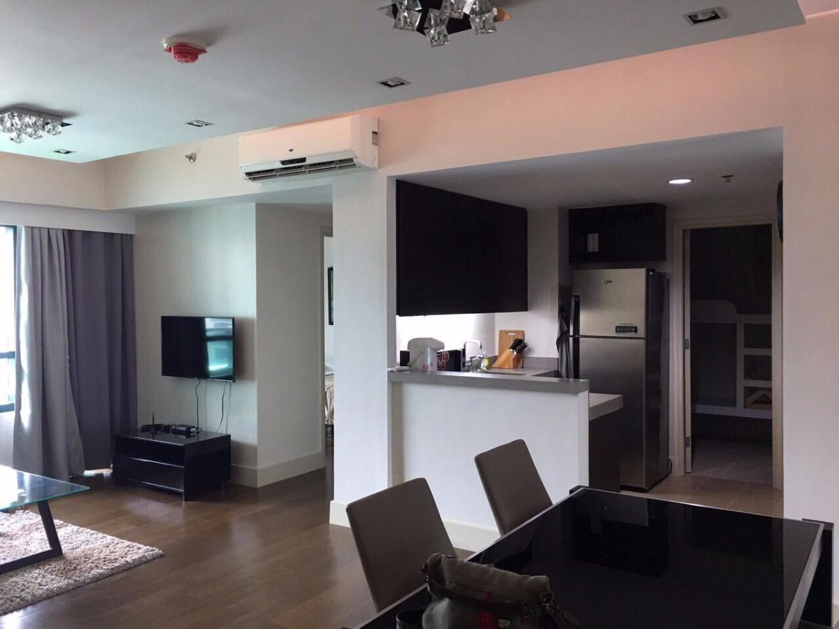 2 Bedroom for Lease in Edades Rockwell Makati05