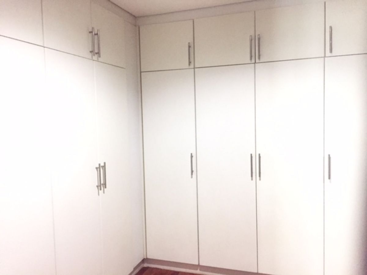 2 Bedrooms for Lease in Laguna Trag Makati07