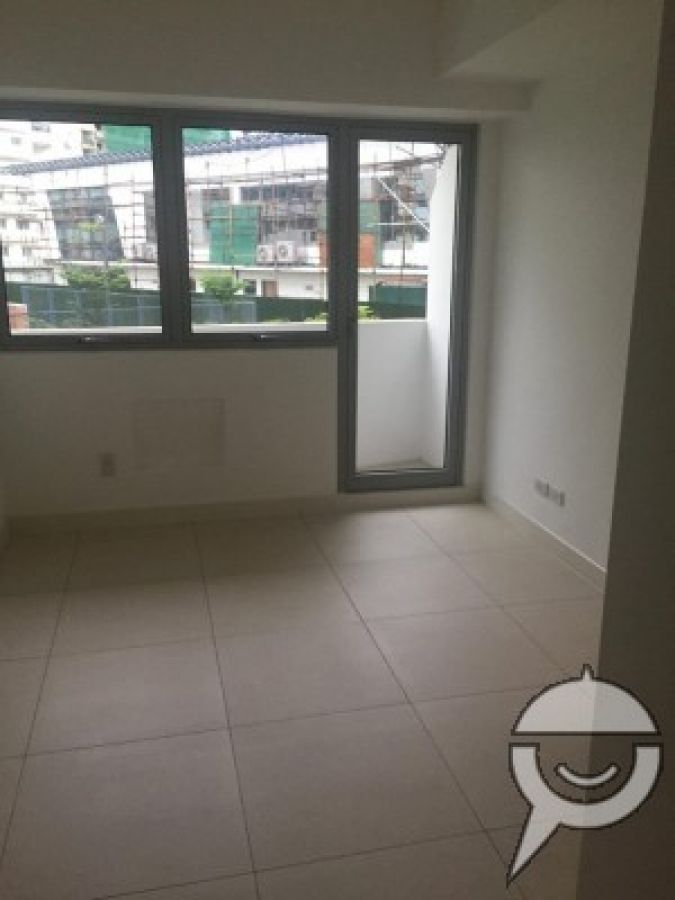 Unfurnished 1BR Commonwealth Residences nr Ever Gotesco Quezon City04