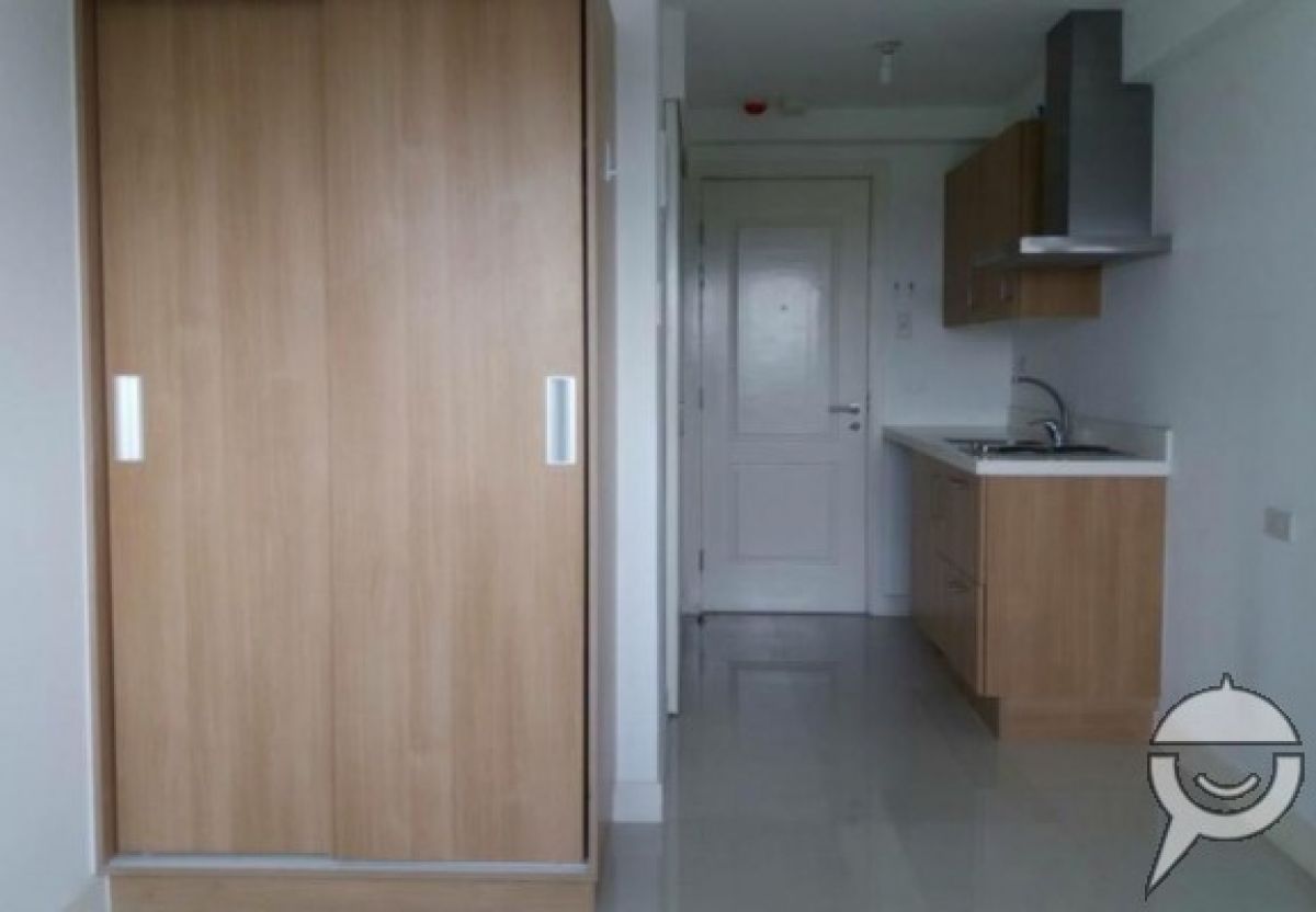 Unfurnished 1BR Commonwealth Residences nr Ever Gotesco Quezon City05