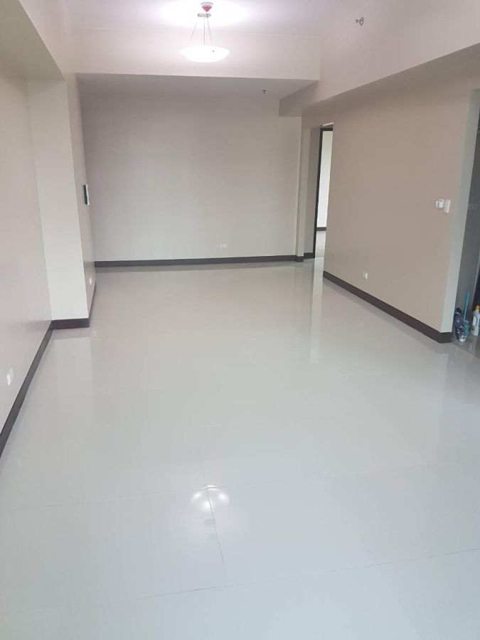 2 Bedroom Condo For Rent in 8 Forbestown Road BGC near Burgos Circle05