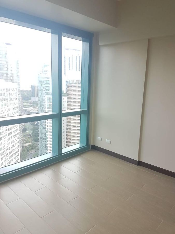 2 Bedroom Condo For Rent in 8 Forbestown Road BGC near Burgos Circle08