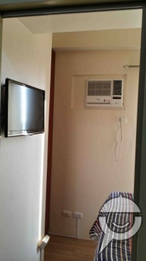 1 BR unit in makati city04