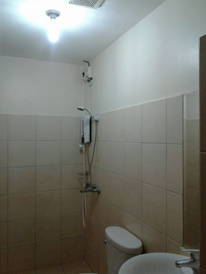 "Fully Furnished Eastwood Condo, inclusive of assoc dues and wifi and cable"03