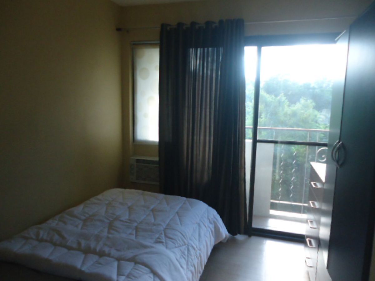 "2-Bedroom Fully Furnished Condo Unit in One Oasis, Mabolo"05