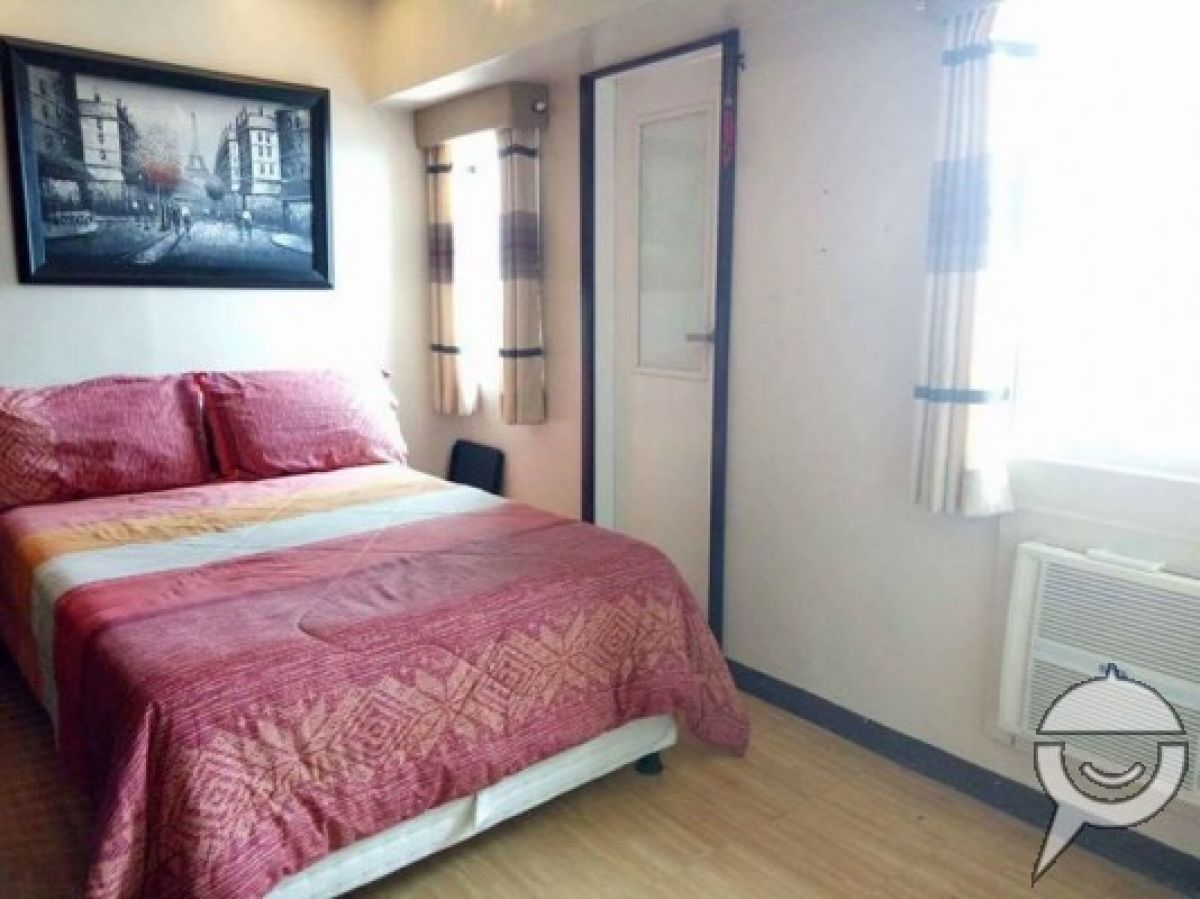 Fully furnished and stylish condo beside GMA MRT03