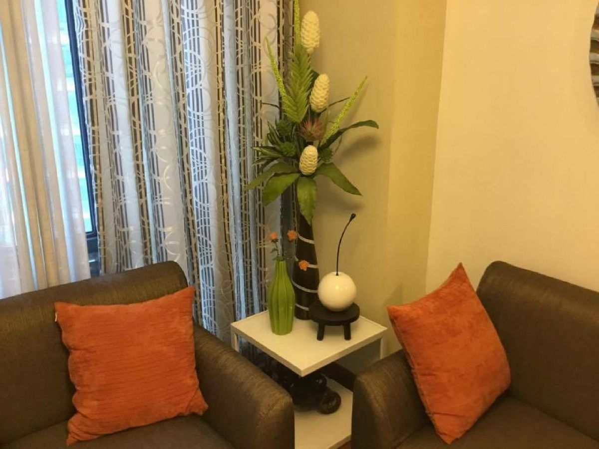 1 Bedroom Unit in Parkview Tower 203