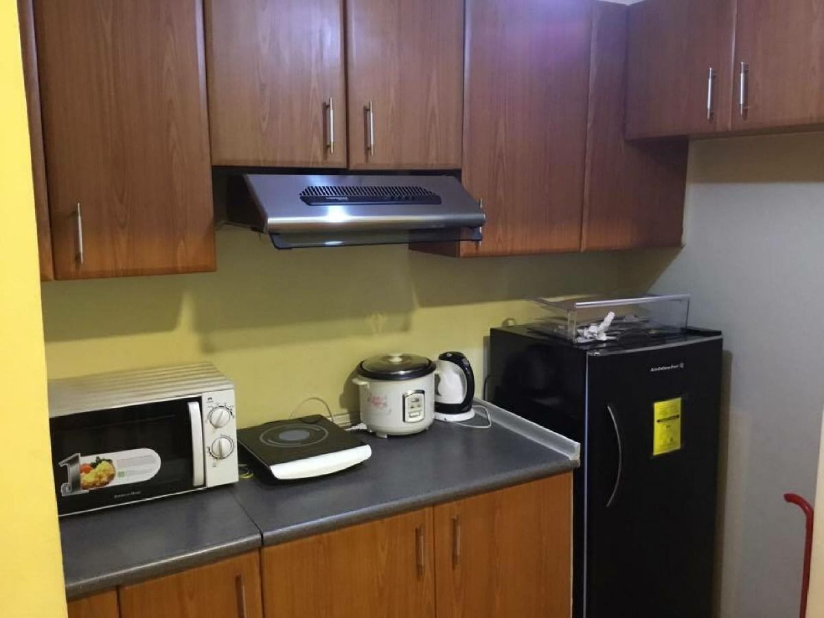 1 Bedroom Unit in Parkview Tower 205