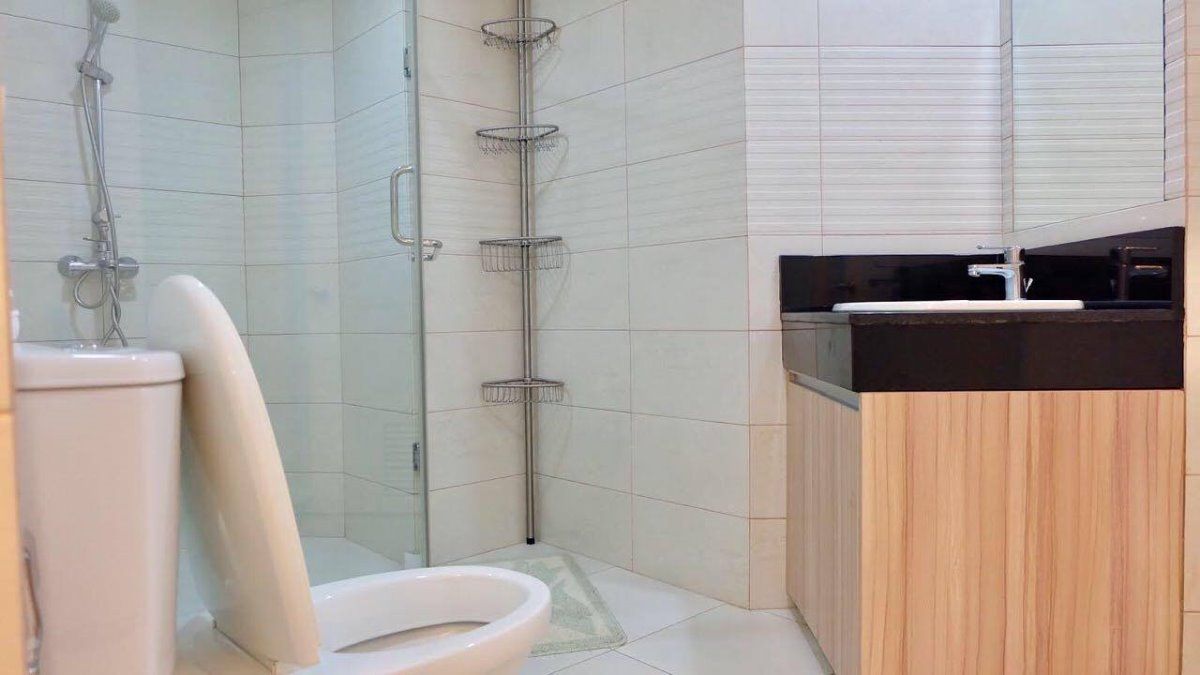 2 Bedroom unit in Renaissance 200007