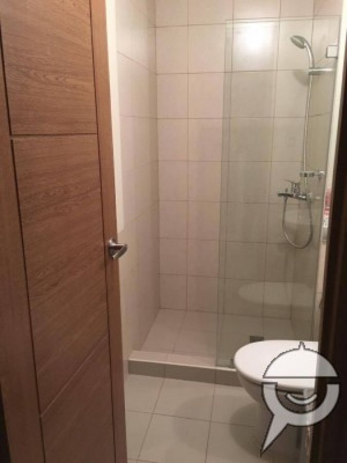 "Icon Plaza, BGC fully furnished studio for rent"04