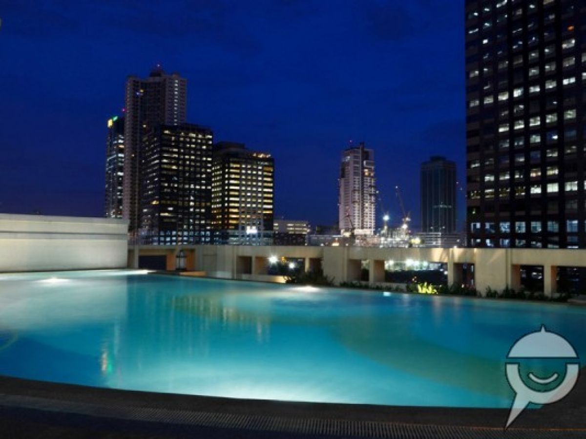 2 Bedroom unit For Rent at Forbeswood Parklane BGC06