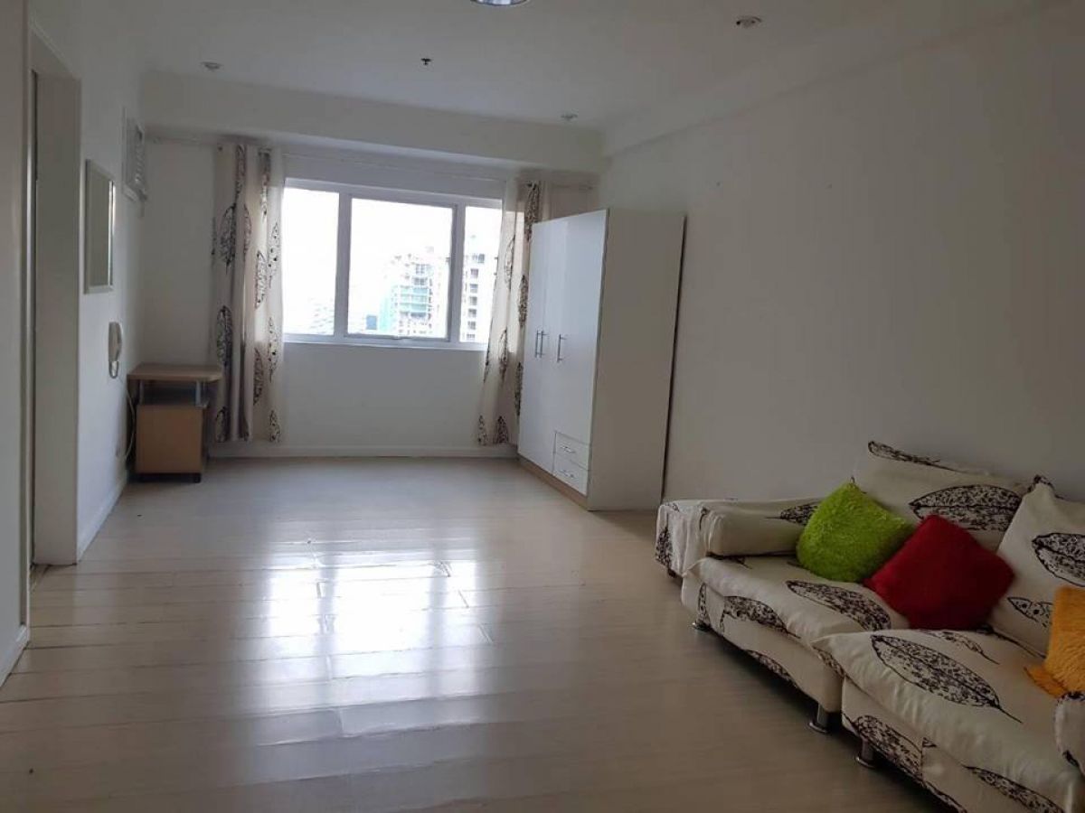 "For Rent Lease: SOMA - Studio Type, Semi-Furnished, 36sqm, BGC, Taguig City"01