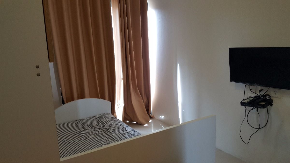 Affordable studio unit close to ayala businesspark cebu city02