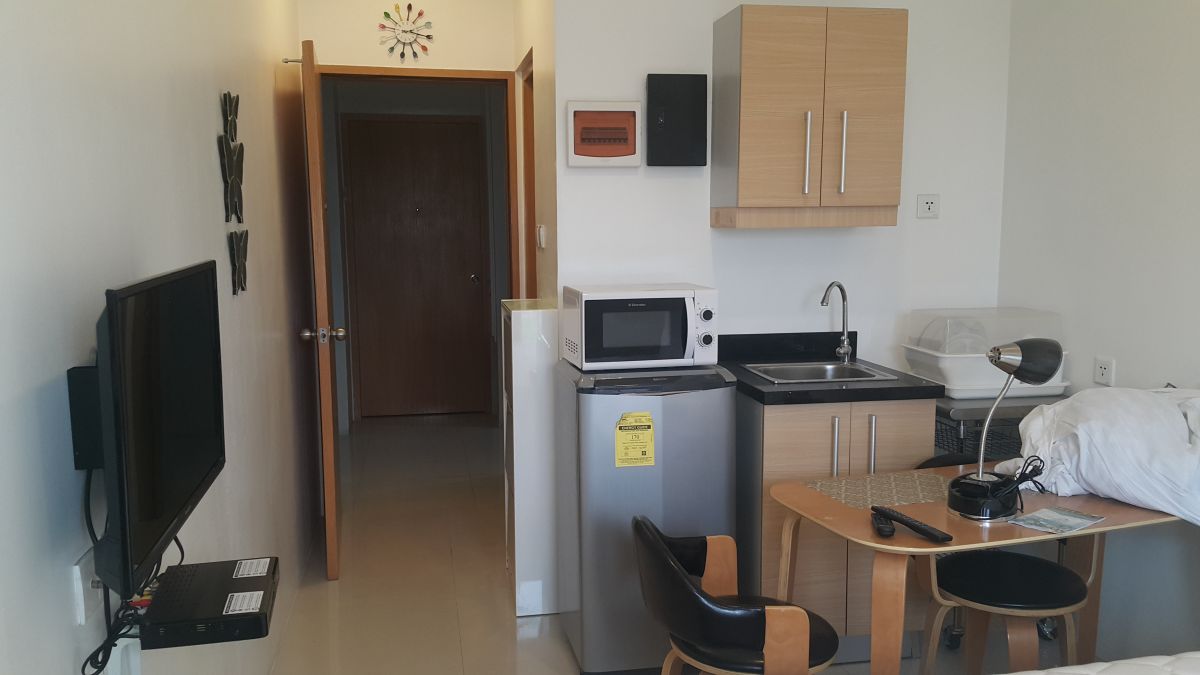 Affordable studio unit close to ayala businesspark cebu city04