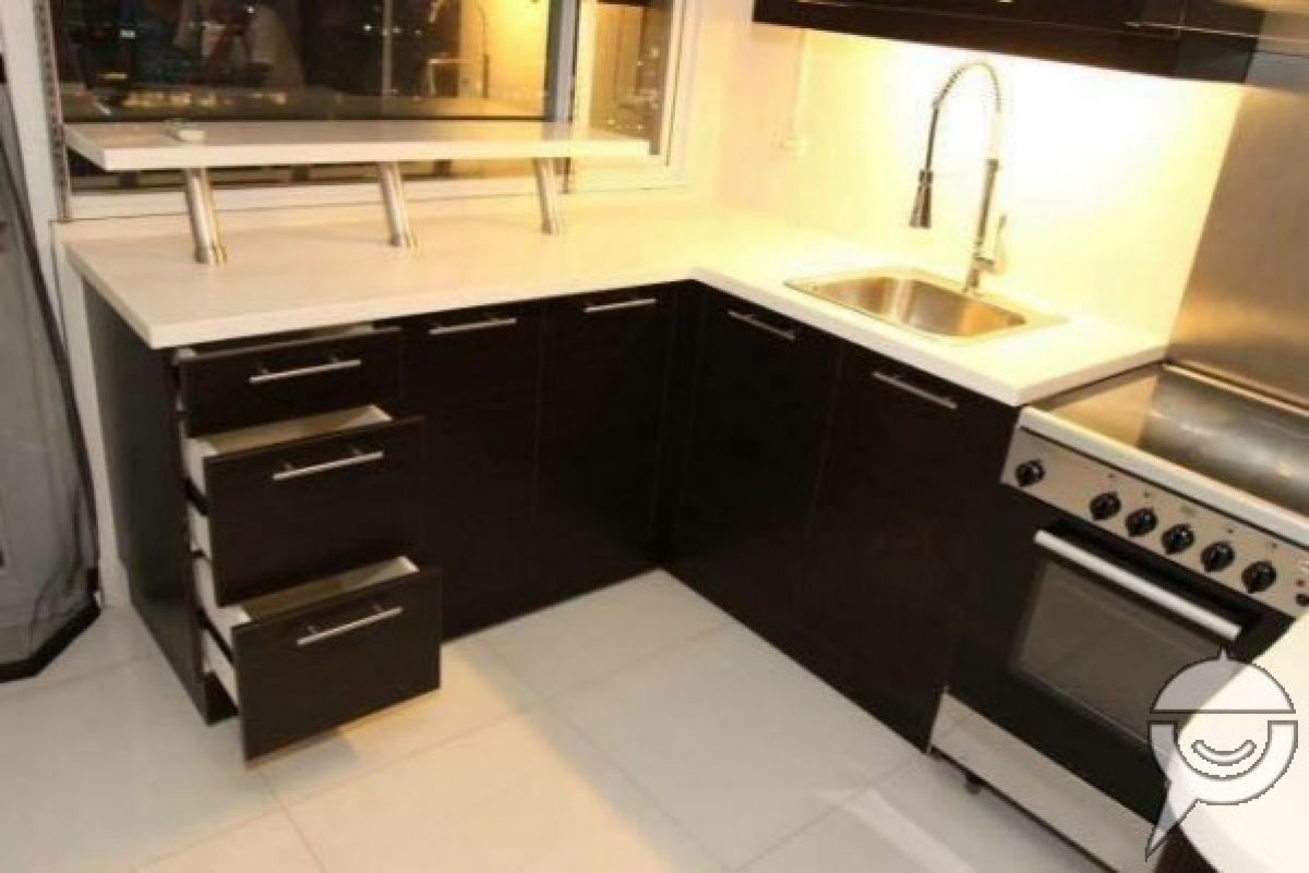 For Rent Spacious 2 Bedroom Unit in Seibu Tower Bonifacio Global City05