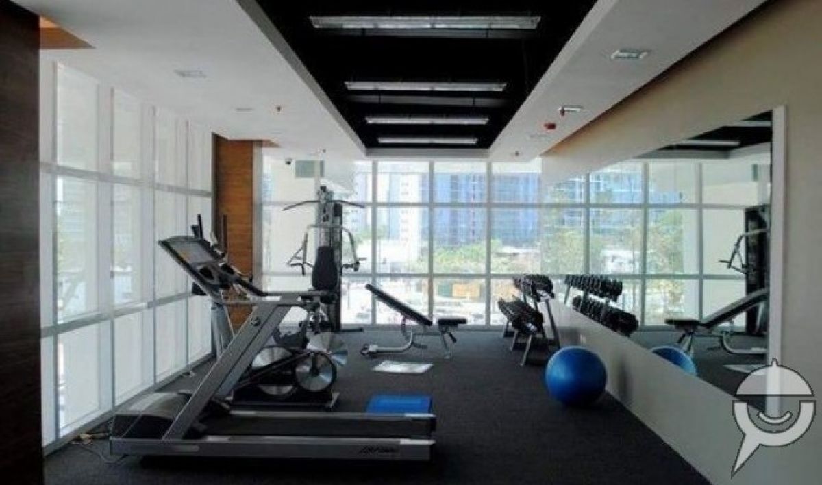 For Rent Spacious 2 Bedroom Unit in Seibu Tower Bonifacio Global City09