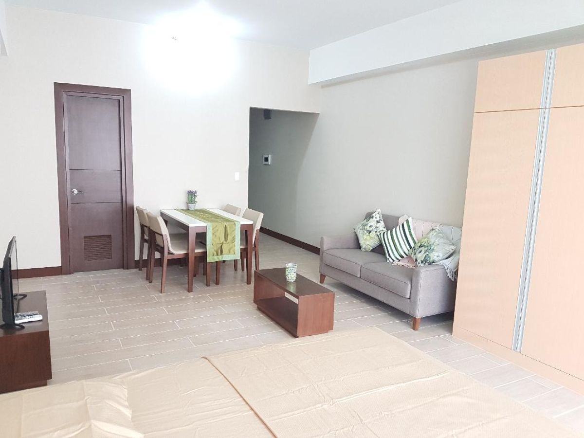 "Three Central, Studio, Furnished, 41sqm, Makati City"03