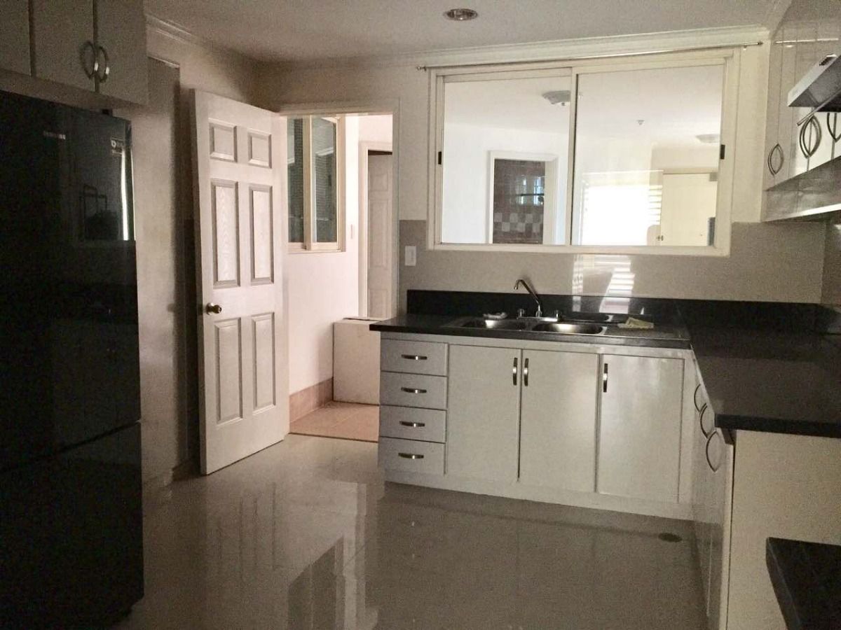 "Regency at Salcedo- 3 Bedroom for Rent in Salcedo Village, Makati"02