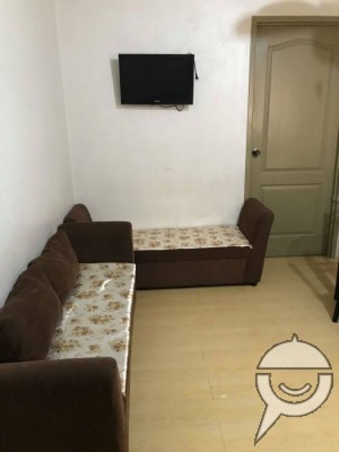2 BR Condo in Pasig - 32 sqm for Rent unit!04