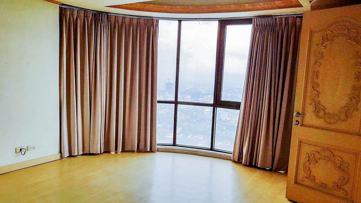 For Rent 2 Bedroom Condo in Skyway Twin Towers in Pasig by Amberland04
