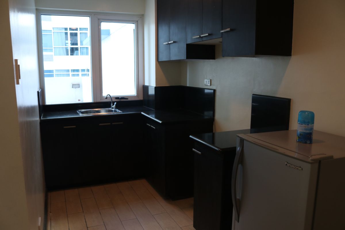 "1 Bedroom condominium unit with Balcony in Fort Palm Spring, BGC Taguig"04