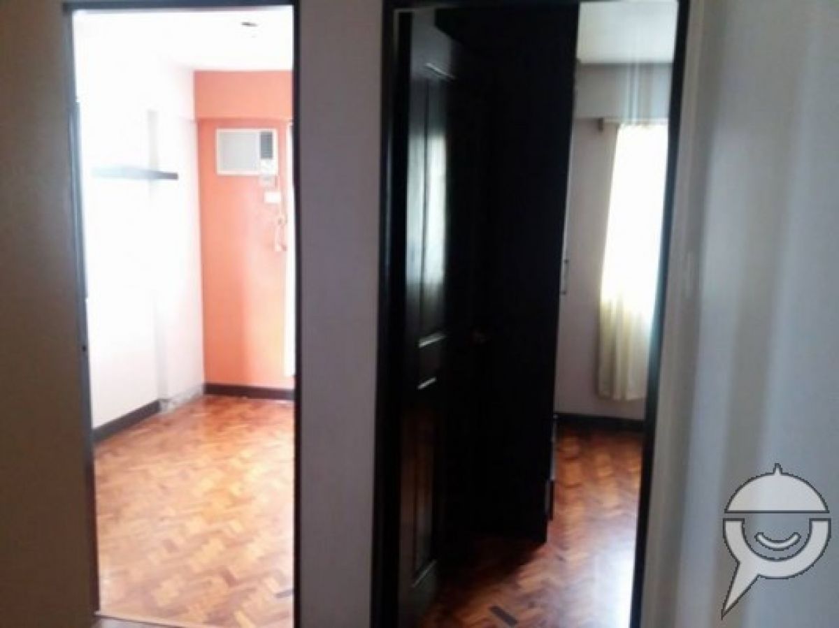3BR Condo in Pasig RIVERFRONT RESIDENCES04