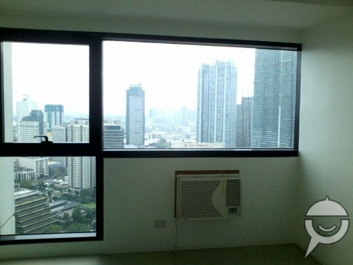 "113 sq.m , 3 Bedroom Condo unit For rent!"08