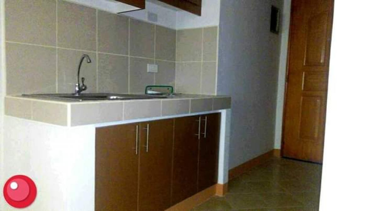 CONDO FOR RENT IN FRONT OF LA SALLE TAFT07