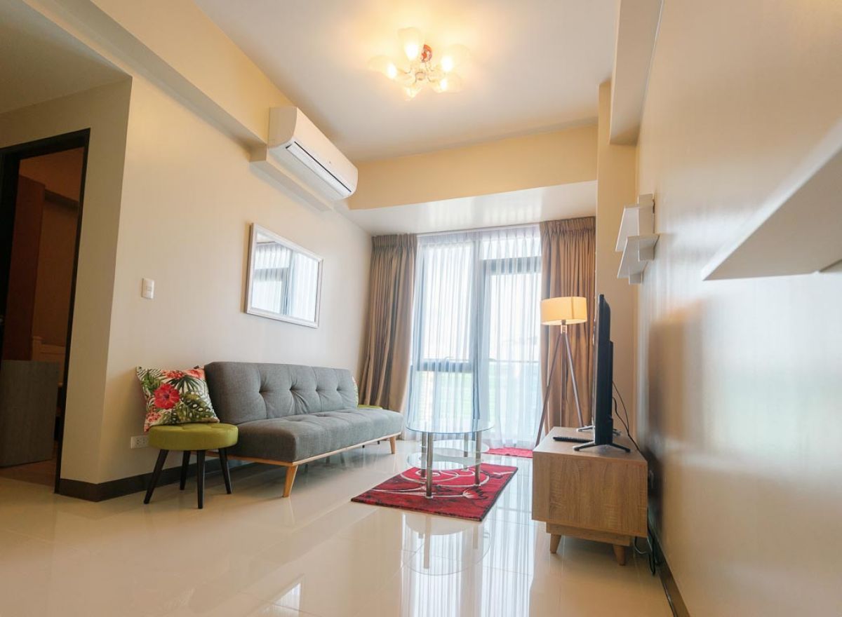 1 Bedroom fully furnished unit in The Florence Tower 1 Mckinley Hill Fort02