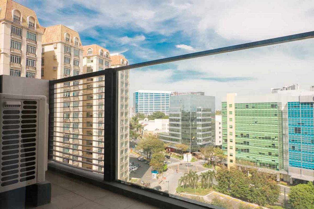 1 Bedroom fully furnished unit in The Florence Tower 1 Mckinley Hill Fort06