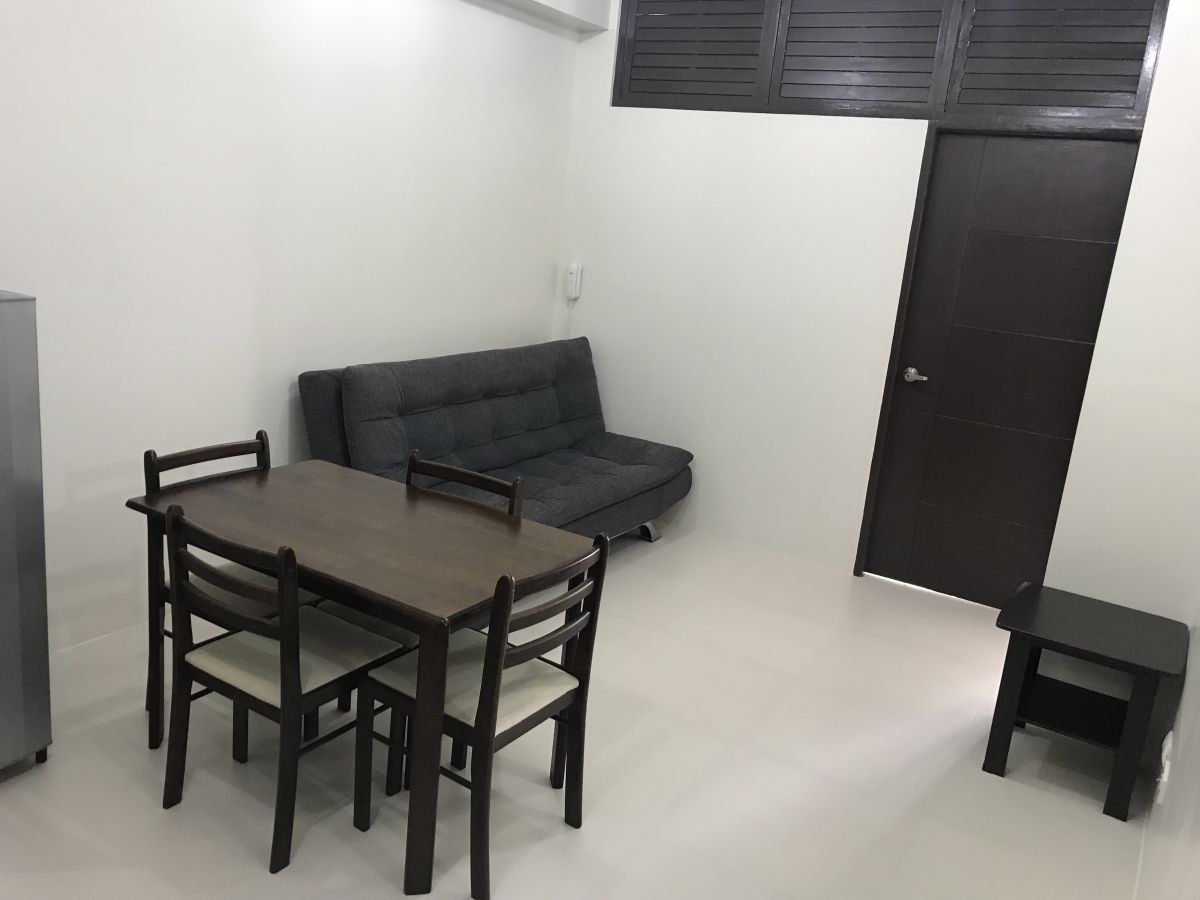 2 Bedroom with City Lights View02