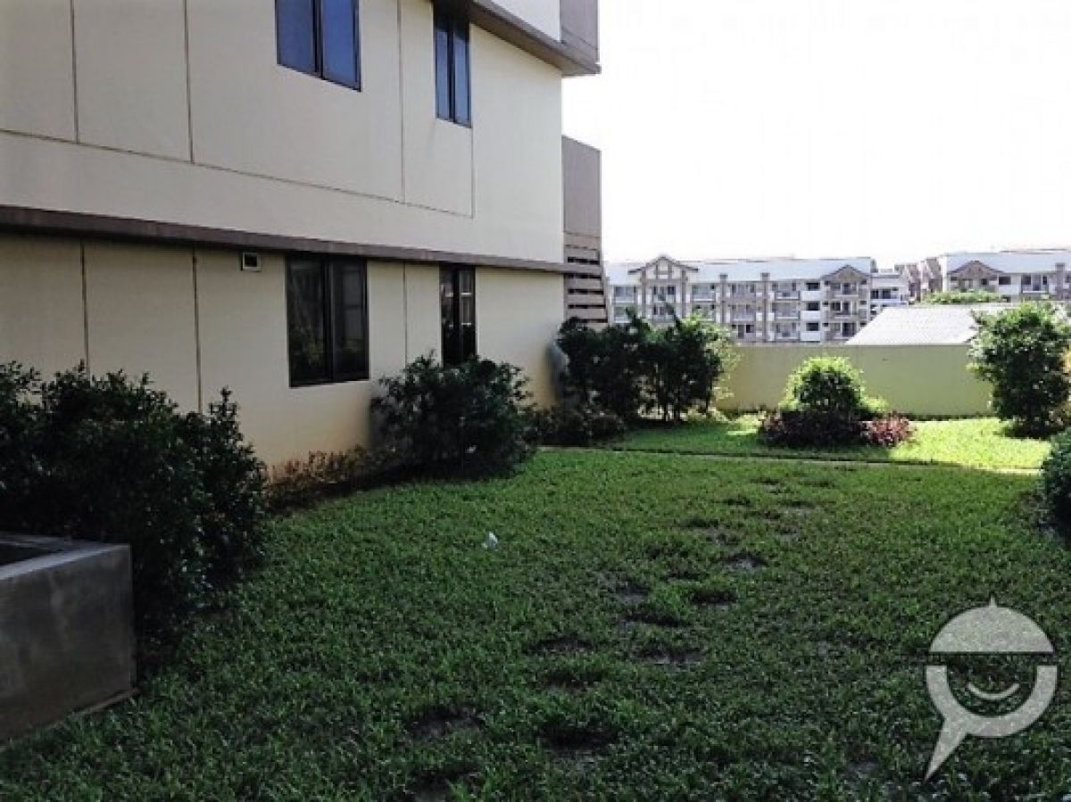 3 BR Resort-feel Condo in Taguig07