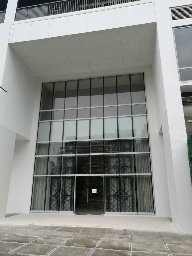One bedroom condominium for rent in One Maridien in High near The Finance Tower03