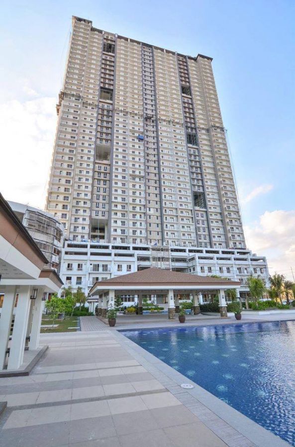 Affordable 2 Bedroom Bare For Rent Zinnia Towers in Balintawak EDSA07