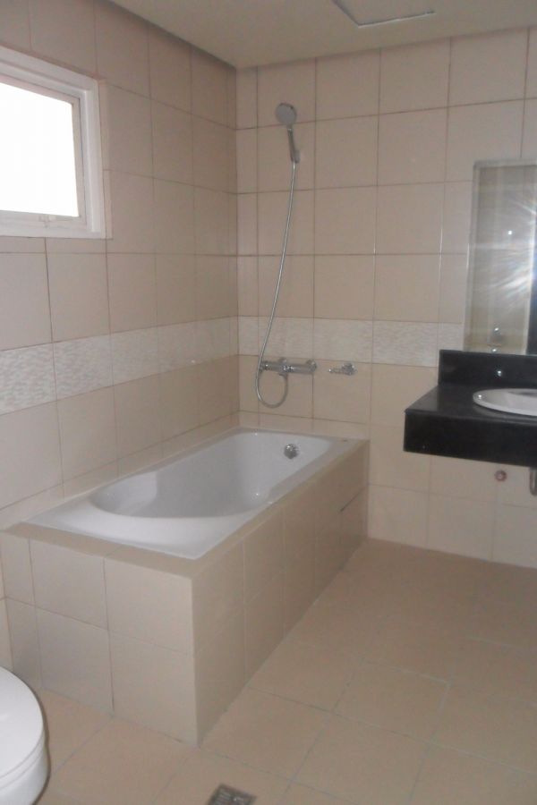 McKinley Garden Villas  3 Bedroom Bare for Rent Mckinley Hill Taguig03