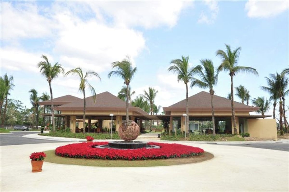 Fully Furnished 1 Bedroom For Rent The Grove Near Tiendesitas Call Now09