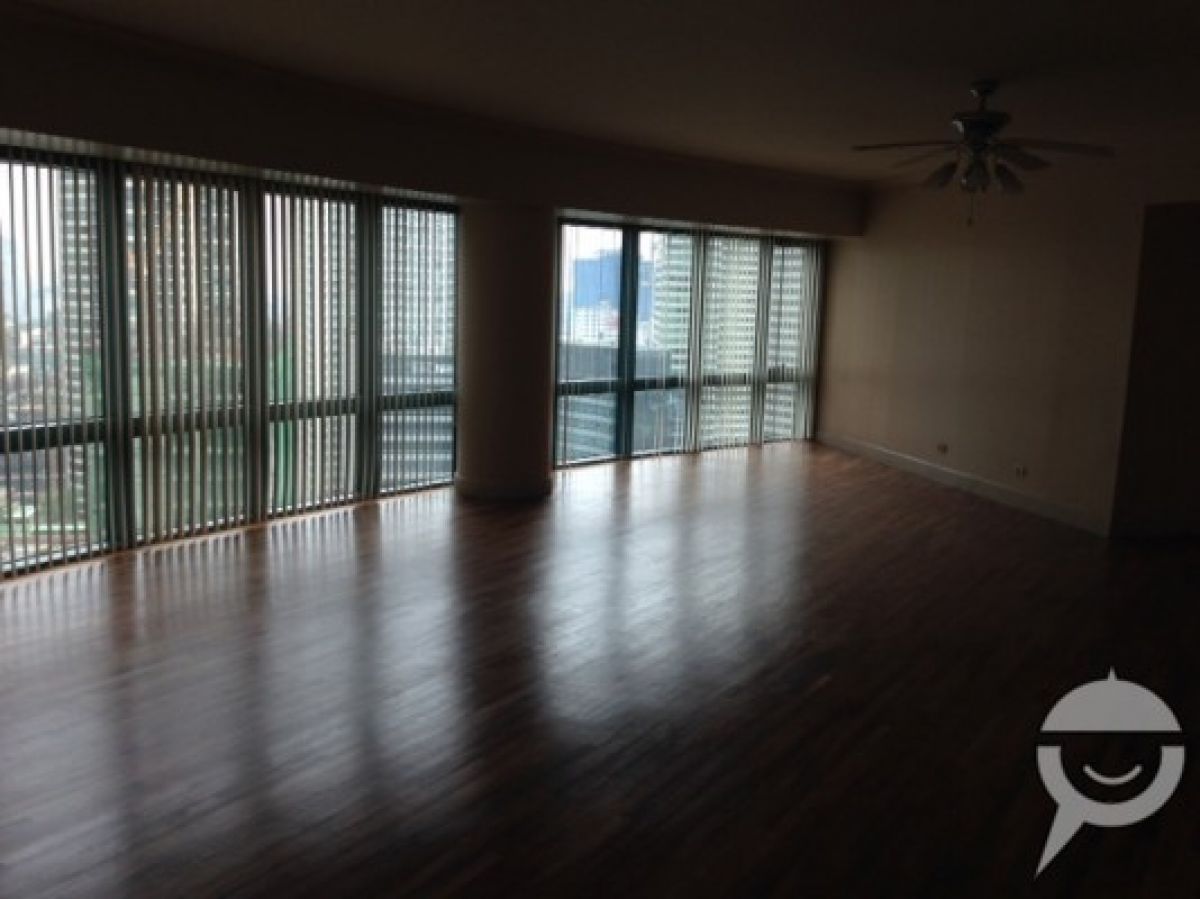 3BR FOR RENT ROCKWELL RIZAL TOWER03