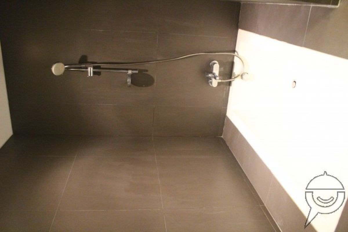 3 bedroom condo unit for rent with paking at  Crescent Park Residences03