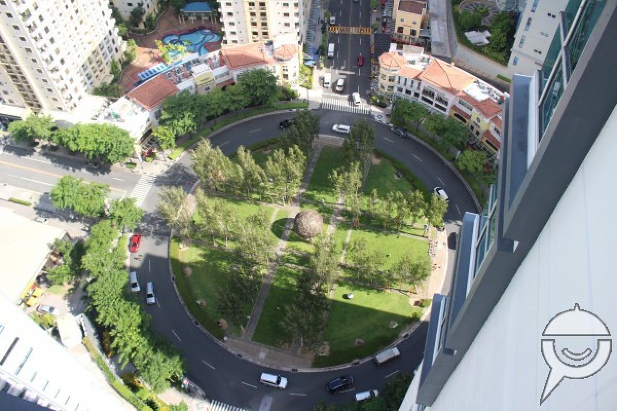3 bedroom condo unit for rent with paking at  Crescent Park Residences08
