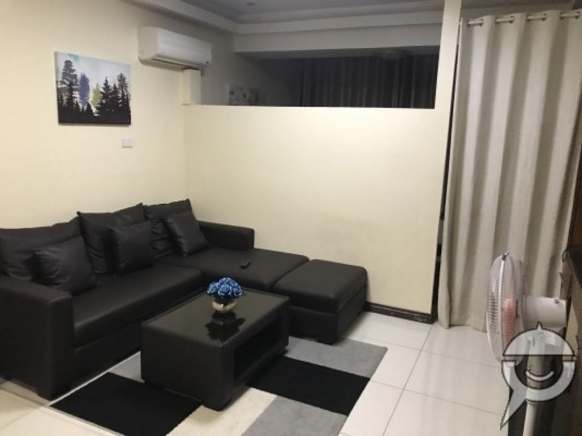 1 Bed room Condotel with BGC skyline view across St.Lukes02