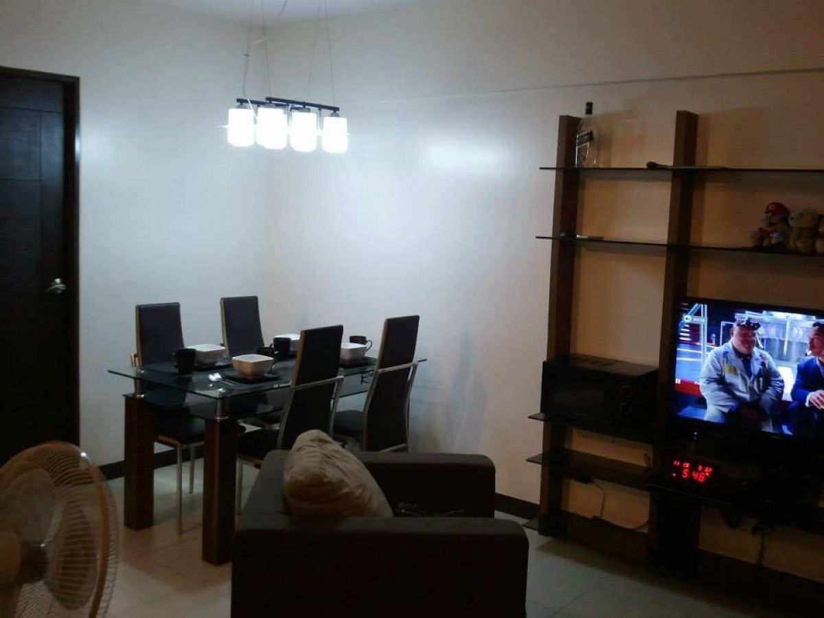 "2 Bedroom unit for rent in Arista Place, Santo Niño, Parañaque City"04