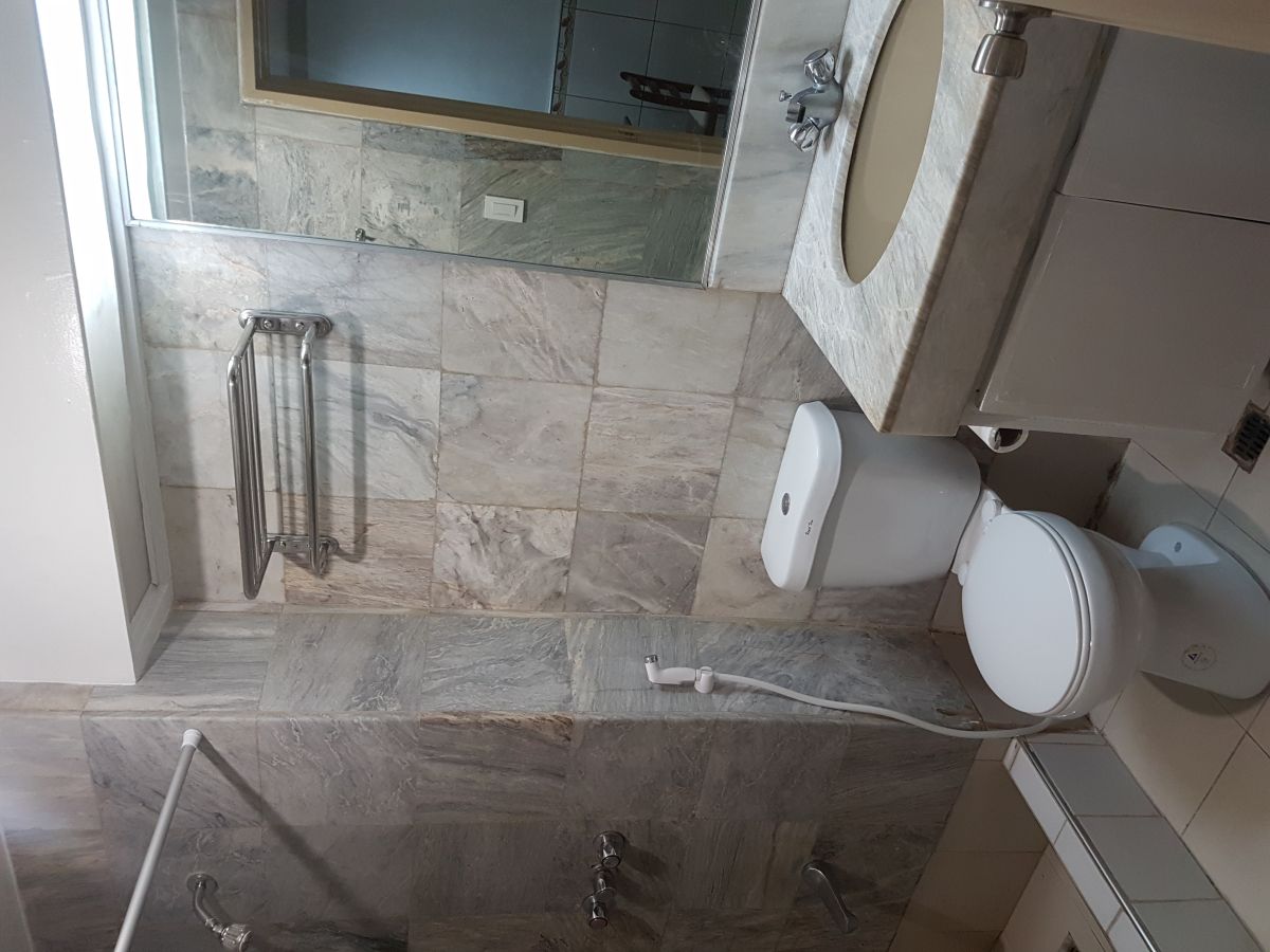 Studio Unit Furnished06