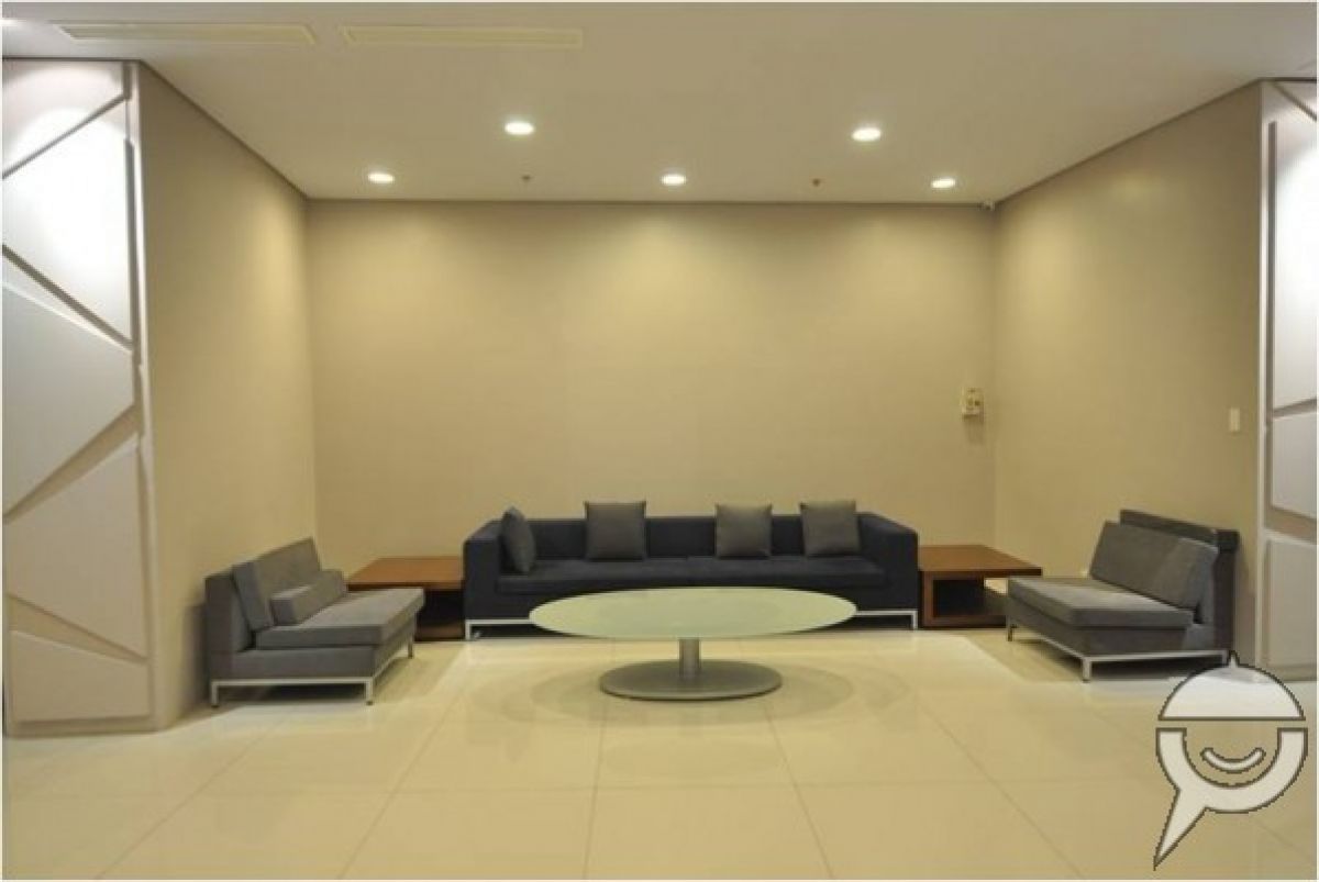 2 Bedrooms near Greenbelt . Ayala. Buendia. Edsa.04