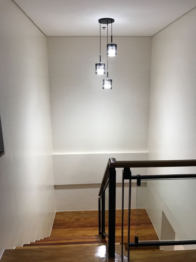 Makati 2 bedroom with maid's room and 2 parking slots. Inclusive of monthly dues03