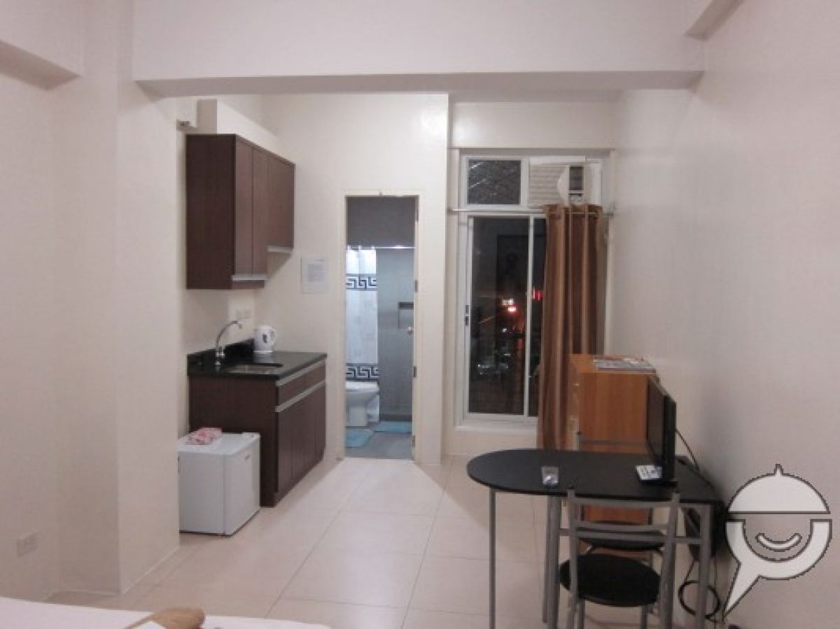 Ortigas Pasig Condo for Rent02