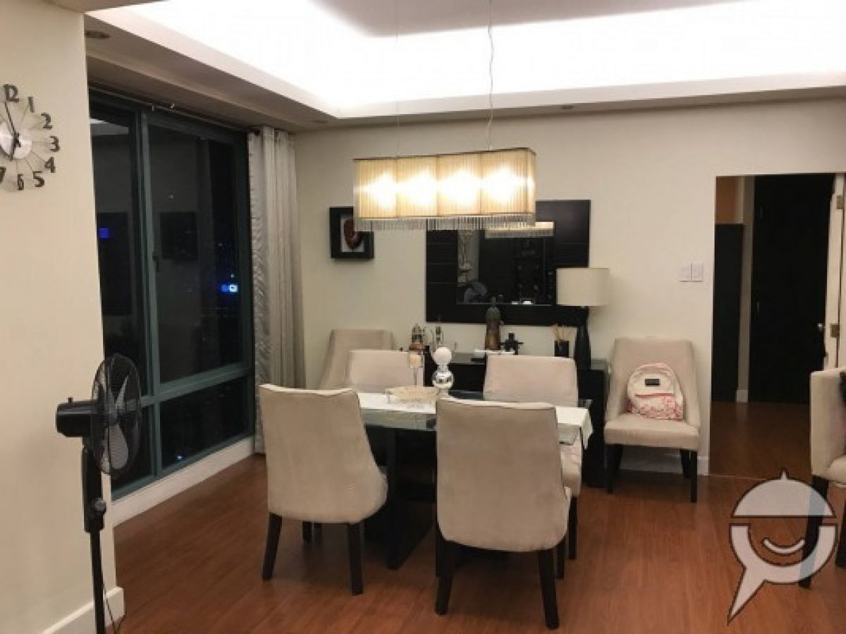 Classy 66.5sqm 1-bedroom unit!Great Location04