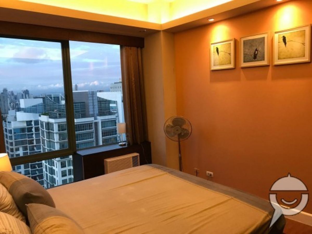 Classy 66.5sqm 1-bedroom unit!Great Location10